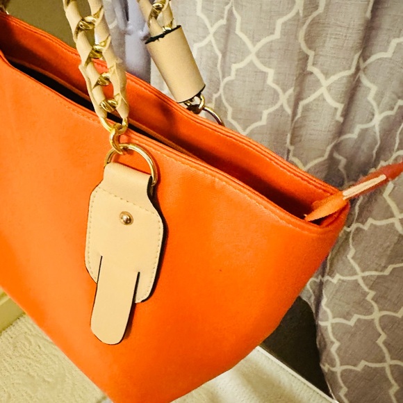 🌻Brand new Orange Tote Bag - Picture 3 of 9